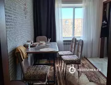4-комнатная квартира, этаж 5 из 5, 62 м²