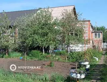 5-комнатный дом, 6 соток, 240 м²