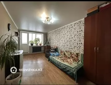 1-комнатная квартира, этаж 10 из 12, 40 м²