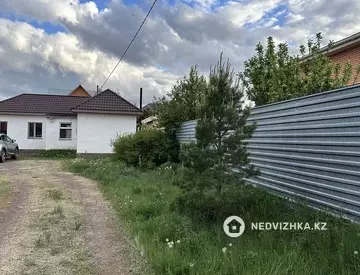 2-комнатный дом, 10 соток, 90 м²