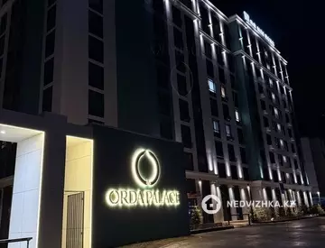 1-комнатная квартира, этаж 10 из 10, 60 м², посуточно