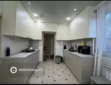 5-комнатный дом, 3 соток, 118 м²
