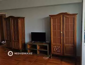 1-комнатная квартира, этаж 5 из 5, 42 м²