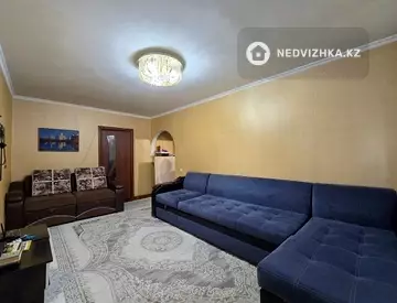 3-комнатная квартира, этаж 3 из 5, 60 м²