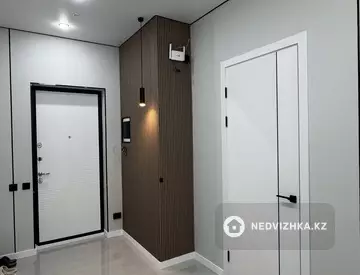 2-комнатная квартира, этаж 13 из 20, 72 м²