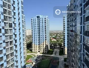 2-комнатная квартира, этаж 13 из 20, 72 м²