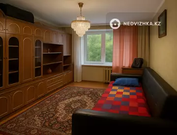3-комнатная квартира, этаж 1 из 5, 60 м²