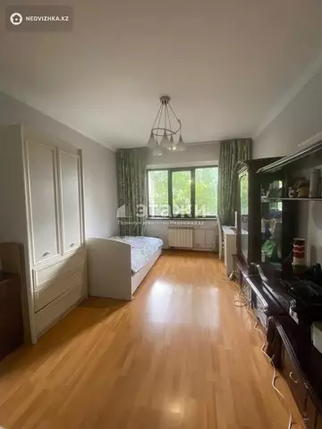2-комнатная квартира, этаж 3 из 9, 57 м²