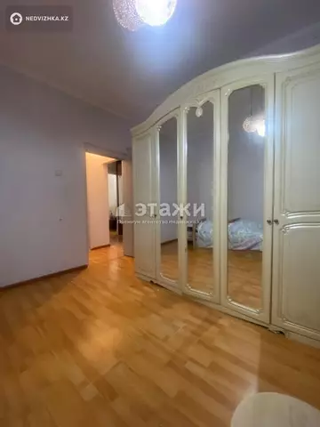 2-комнатная квартира, этаж 3 из 9, 57 м²