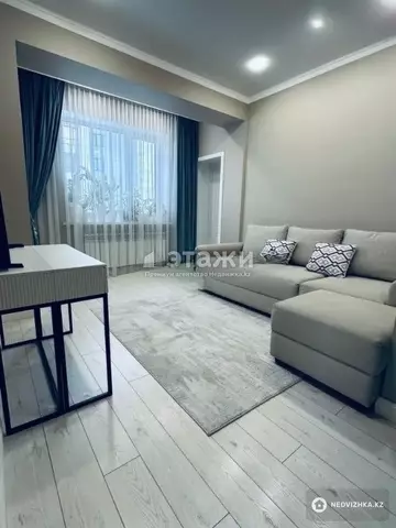 3-комнатная квартира, этаж 10 из 13, 64 м²