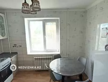 2-комнатная квартира, этаж 4 из 5, 55 м²
