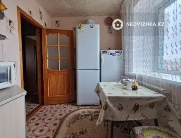 2-комнатная квартира, этаж 3 из 3, 50 м²