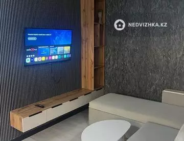 2-комнатная квартира, этаж 9 из 9, 50 м², посуточно