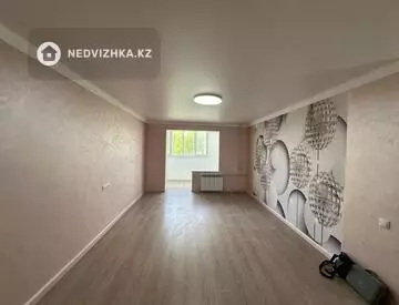 2-комнатная квартира, этаж 4 из 4, 48 м²
