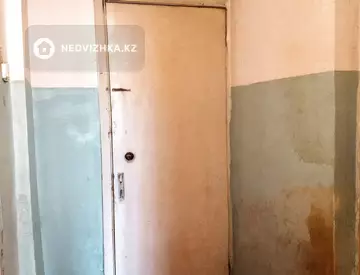 1-комнатная квартира, этаж 3 из 5, 38 м²