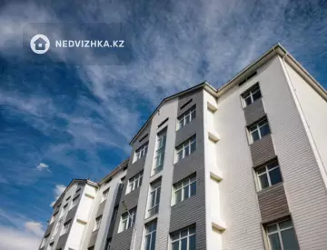 3-комнатная квартира, этаж 4 из 5, 89 м²