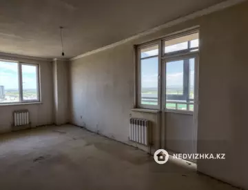 4-комнатная квартира, этаж 9 из 9, 125 м²