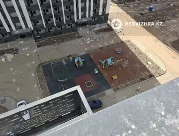 1-комнатная квартира, этаж 9 из 12, 27 м²