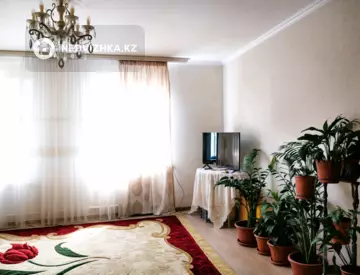 2-комнатная квартира, этаж 3 из 4, 66 м²