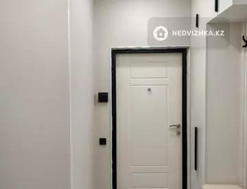 2-комнатная квартира, этаж 8 из 16, 45 м²
