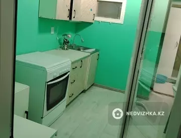 1-комнатная квартира, этаж 2 из 5, 37 м²