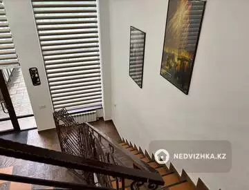 Офисное помещение, 1 этаж, в жилом доме, 163 м²
