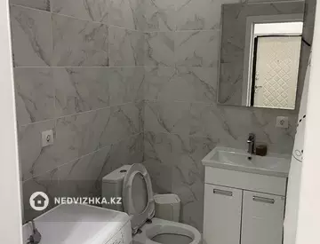 2-комнатная квартира, этаж 11 из 13, 54 м², на длительный срок