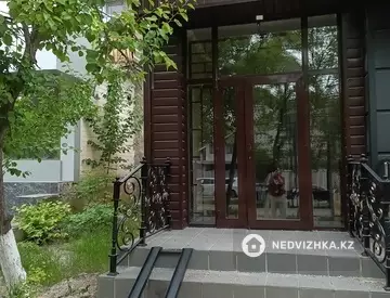 Помещение, этаж 1 из 5, 80 м²
