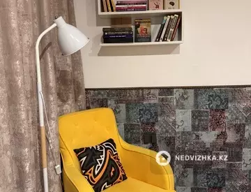 2-комнатная квартира, этаж 1 из 5, 40 м², посуточно