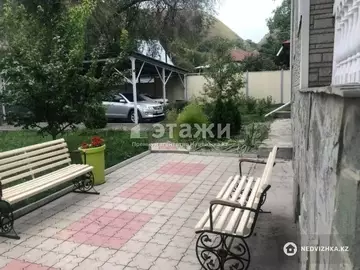 5-комнатный дом, 10 соток, 205 м²
