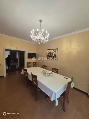 4-комнатный дом, 7 соток, 150 м²