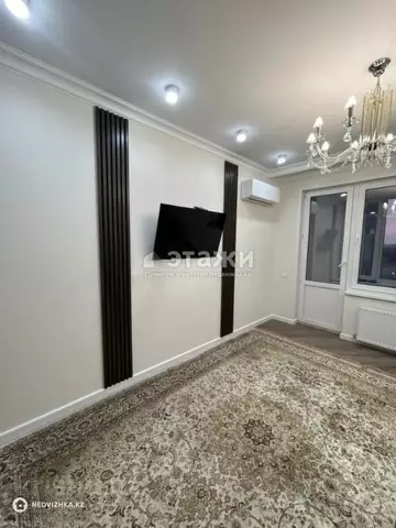 2-комнатная квартира, этаж 8 из 12, 51 м²