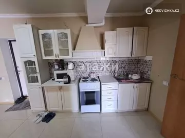 2-комнатная квартира, этаж 2 из 13, 45 м²