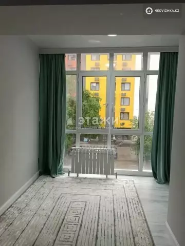 2-комнатная квартира, этаж 3 из 10, 47 м²