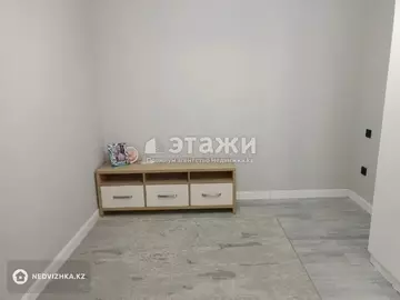 2-комнатная квартира, этаж 3 из 10, 47 м²