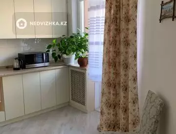 45 м², 1-комнатная квартира, этаж 1 из 9, 45 м², на длительный срок, изображение - 4