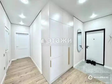 3-комнатная квартира, этаж 7 из 9, 60 м²
