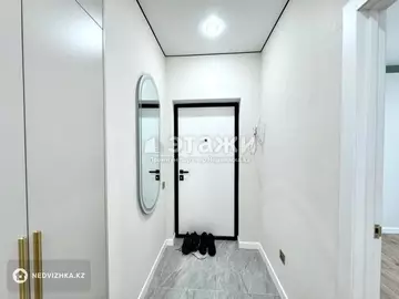 3-комнатная квартира, этаж 7 из 9, 60 м²