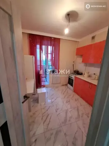 1-комнатная квартира, этаж 3 из 9, 38 м²