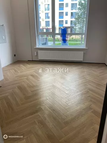 1-комнатная квартира, этаж 2 из 12, 43 м²