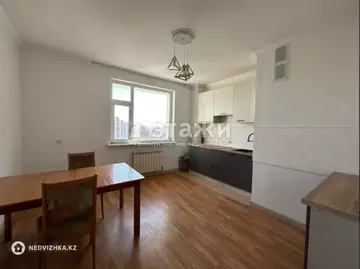 4-комнатная квартира, этаж 14 из 18, 131 м²