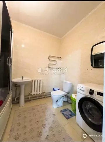 1-комнатная квартира, этаж 3 из 9, 63 м²
