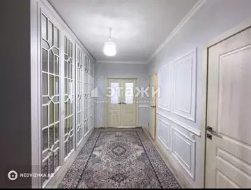 1-комнатная квартира, этаж 3 из 9, 63 м²