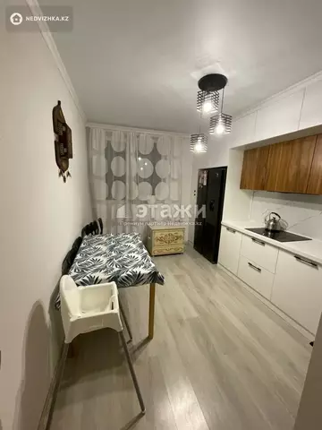 3-комнатная квартира, этаж 4 из 9, 81 м²