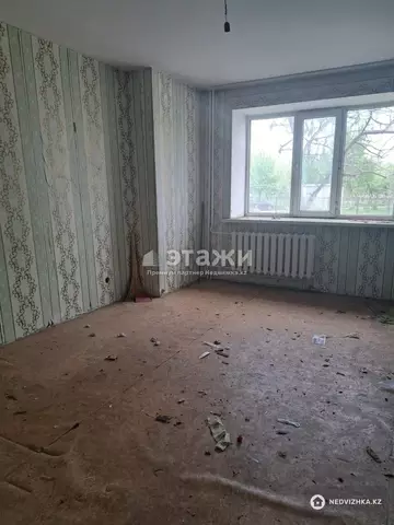 1-комнатная квартира, этаж 1 из 9, 43 м²