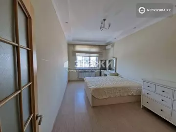 3-комнатная квартира, этаж 7 из 12, 90 м²