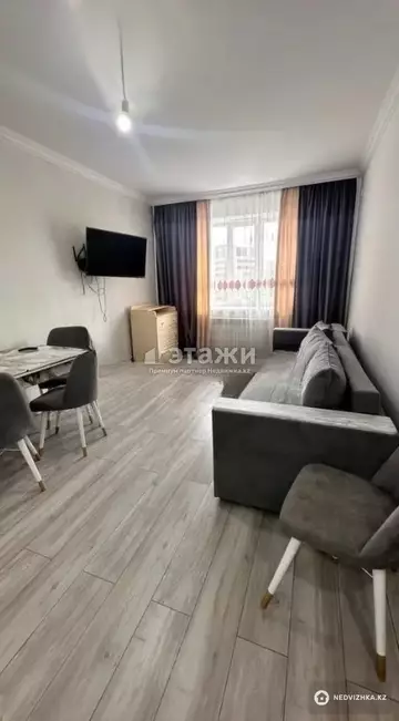 1-комнатная квартира, этаж 10 из 10, 44 м²