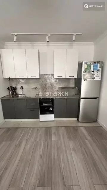 1-комнатная квартира, этаж 10 из 10, 44 м²