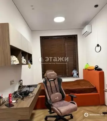 4-комнатная квартира, этаж 9 из 9, 116 м²