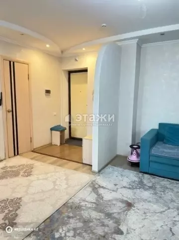 3-комнатная квартира, этаж 10 из 17, 74 м²